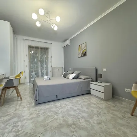 Fermi 80 Apartamento